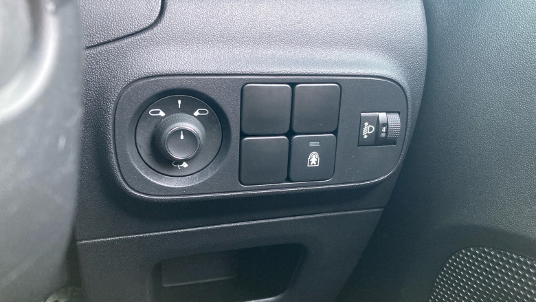 Citroen C3 1.2 PureTech 110 Plus 5dr EAT6 Petrol Hatchback